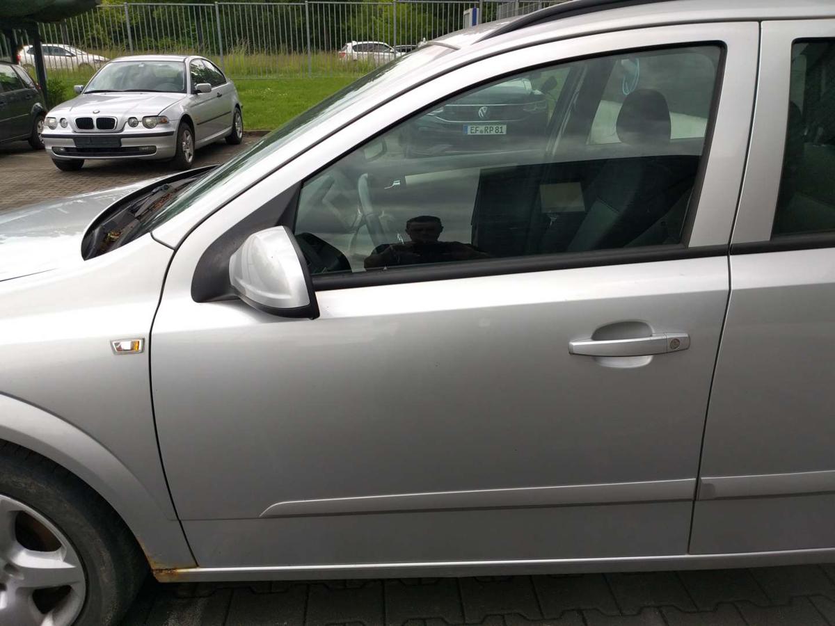 Opel Astra H original Tür vorn links Z157 Starsilber Bj.2007